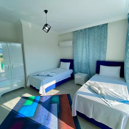 Bora 4* فتحية